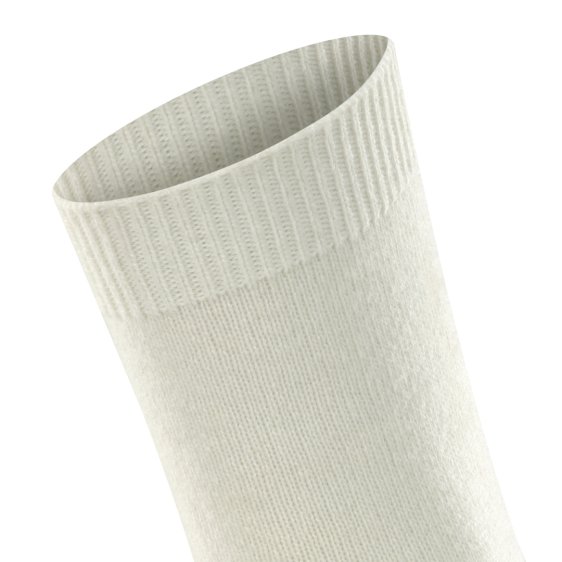 detail 47050 2040 OFF WHTE 35-38 Ponožky Falke Cosy wool
